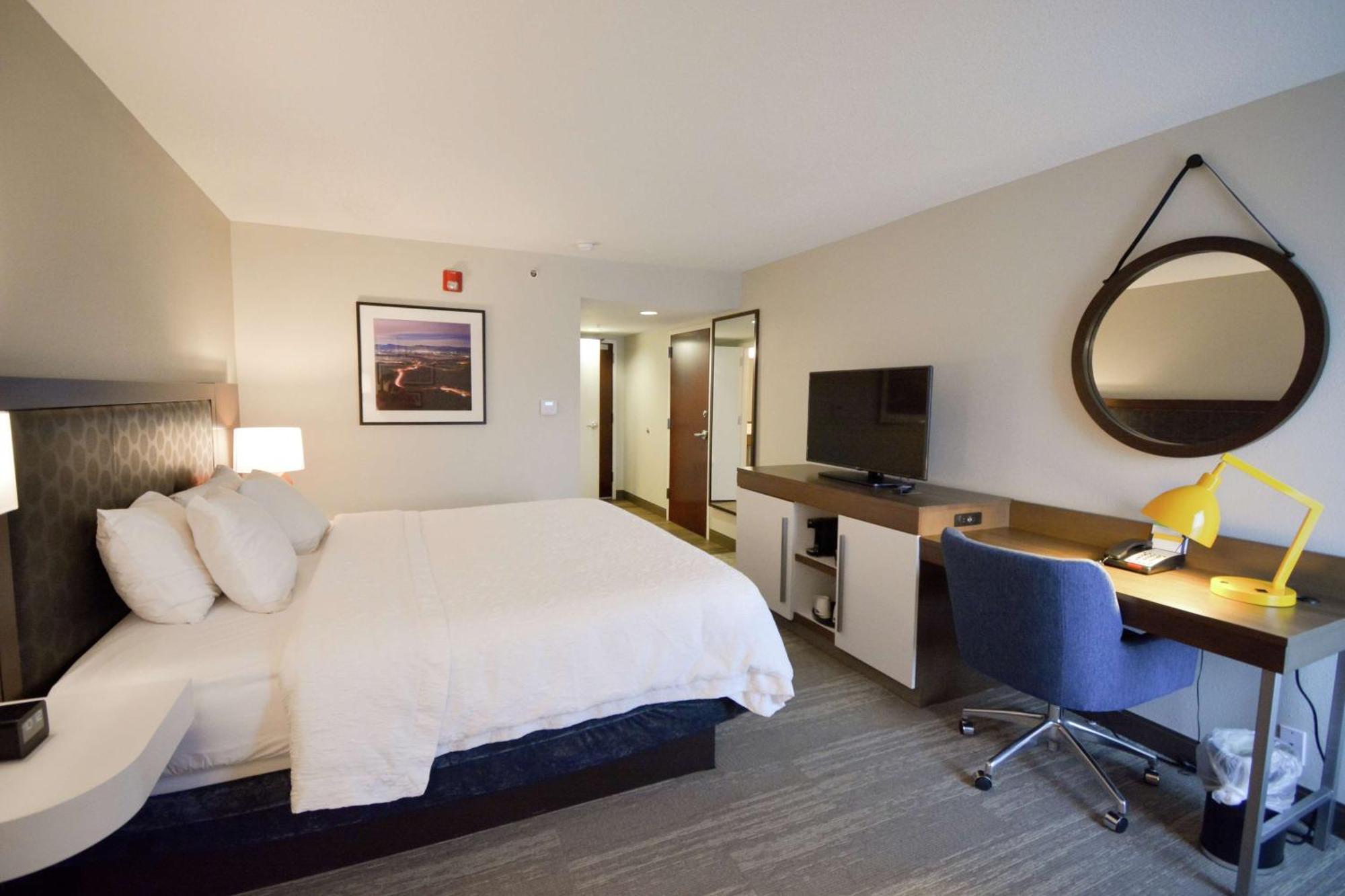 Hampton Inn Salem East - Electric Road Bagian luar foto